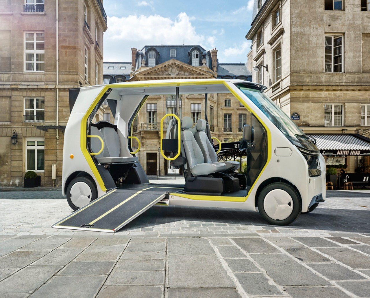 Toyota mobility vehicle - Accessible People Mover (APM) 